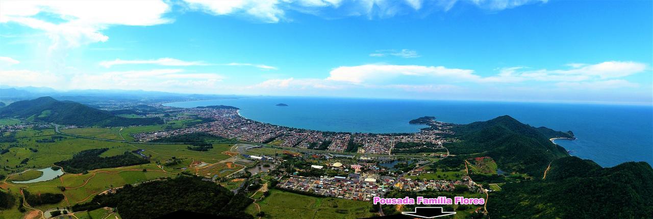 Pousada Família Flores Penha  Exterior foto
